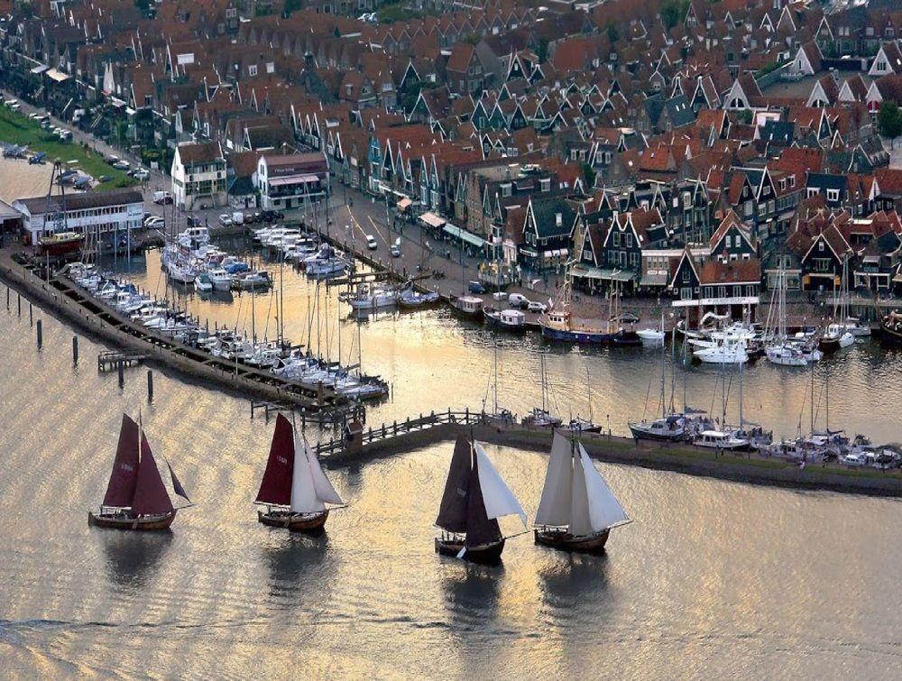 Hotel Old Dutch Volendam Exteriör bild